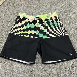 Volcom Boys Board Shorts size Large